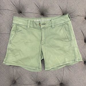 American Eagle Super Stretch Midi Shorts - Size 4 - Green